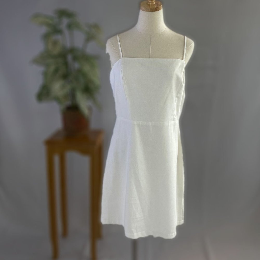 Minimalist White Short Dress NWT